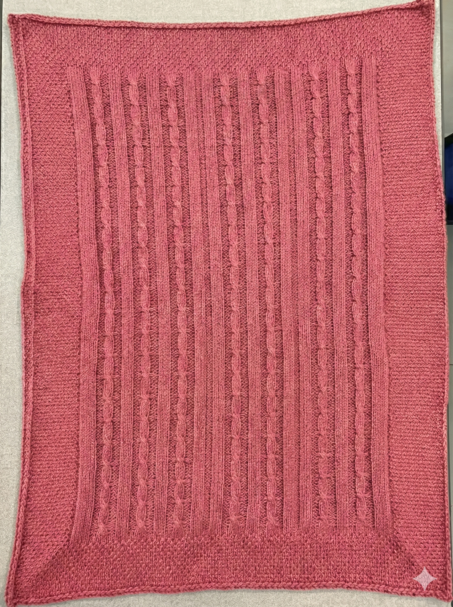 Manta de Bebê para Recém-Nascido em Tricot Acrílico – Linha Essencial
